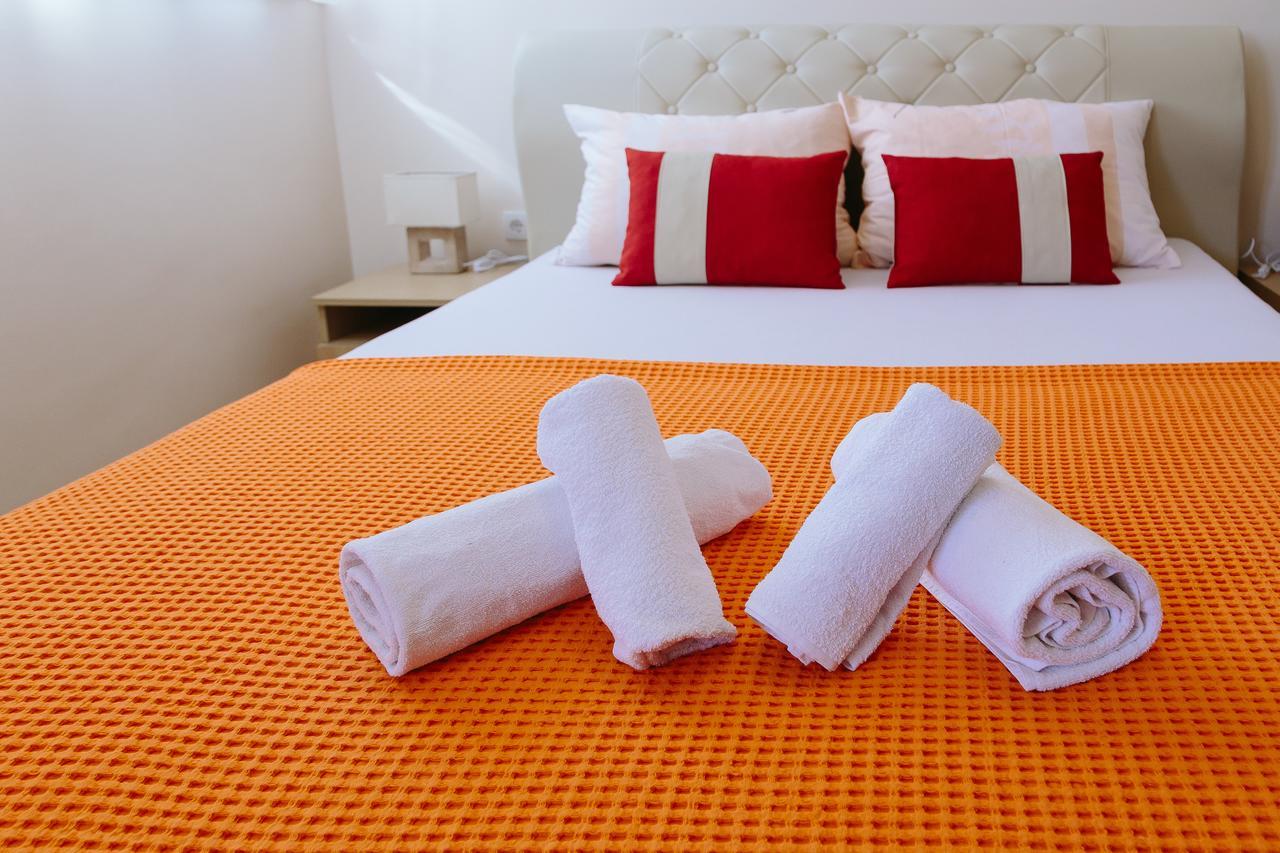 Sun City Apartments Требине Екстериор снимка