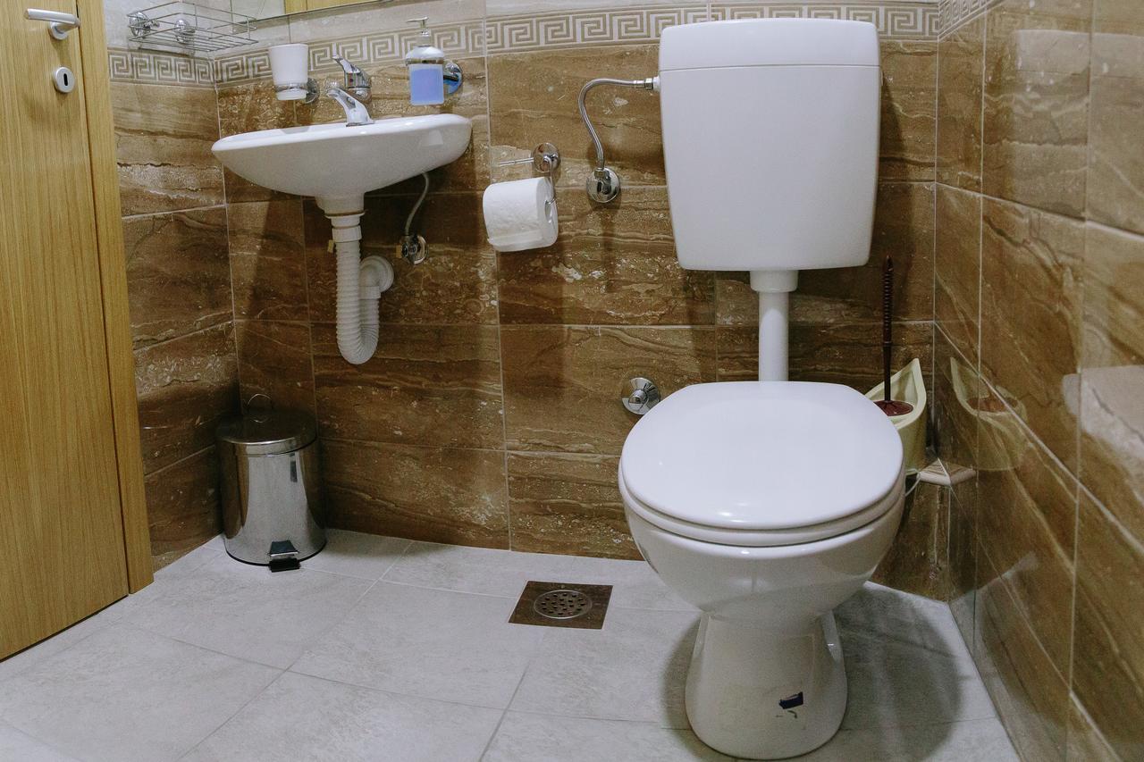 Sun City Apartments Требине Екстериор снимка